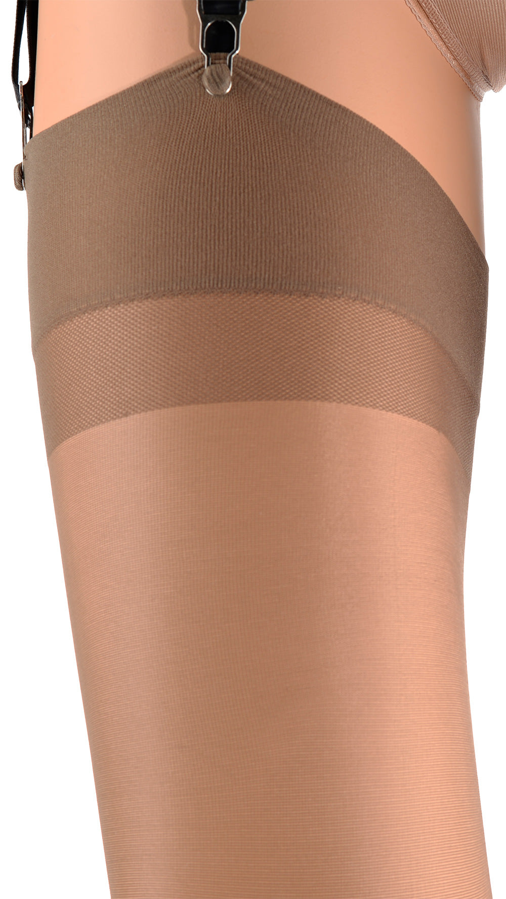 Sara 20 Den Silky Stockings: Embrace Your Elegance