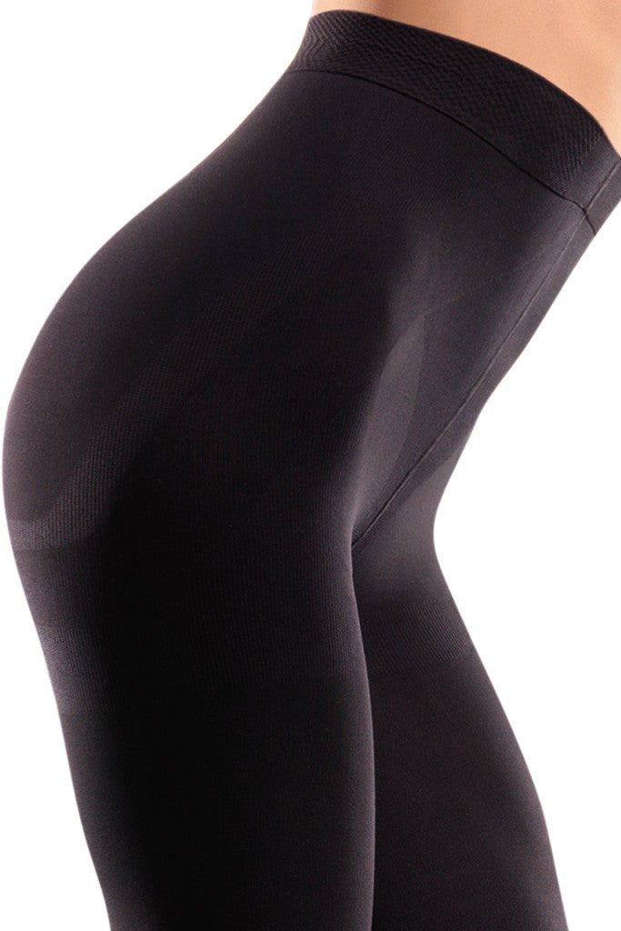 Elevate your style with Trasparenze Push-Up 120 Den Leggings, designed for comfort and a flattering fit.