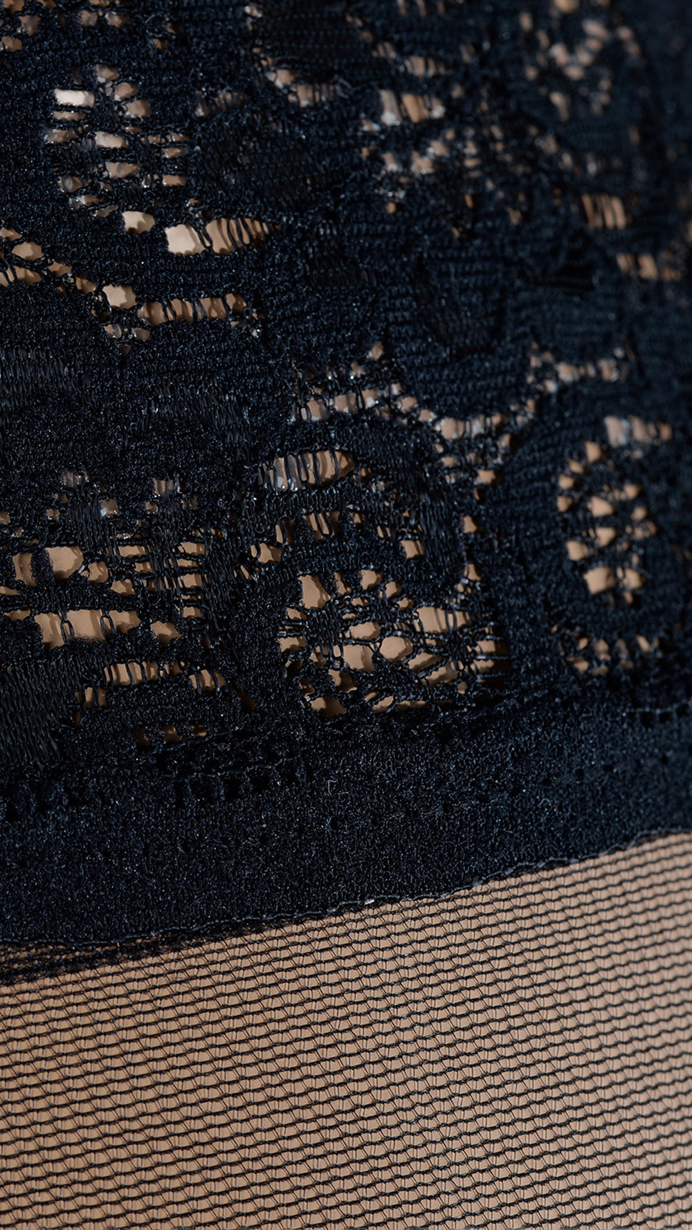 Fanny 15 Den Lace Top Thigh Highs feature intricate lace detailing for an elegant and enchanting look.