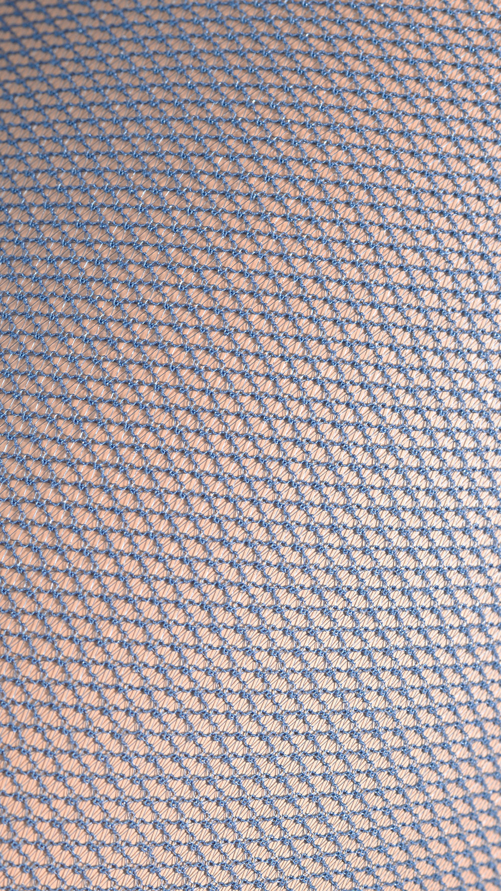 Hannah 20 Den Micro Tulle Pantyhose feature delicate patterns for effortless elegance in every outfit. Perfect for any occasion.