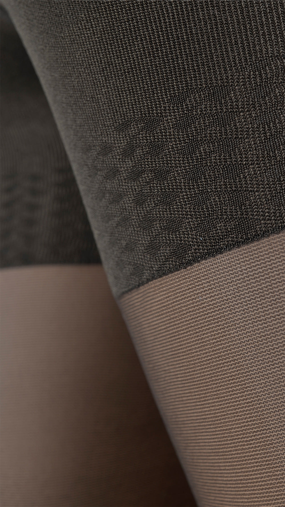 Modella 20 Den Push Up Pantyhose by Trasparenze enhances your silhouette with elegance and comfort for flawless shaping.