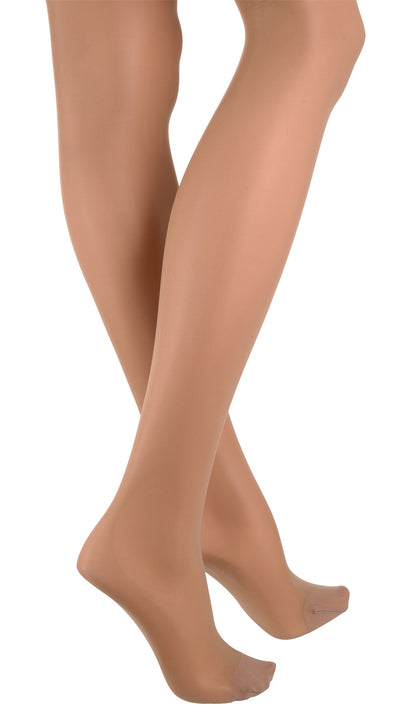Sleek legs in Trasparenze Modella 20 Den Push Up Pantyhose, perfect for flawless shaping and elegant comfort.
