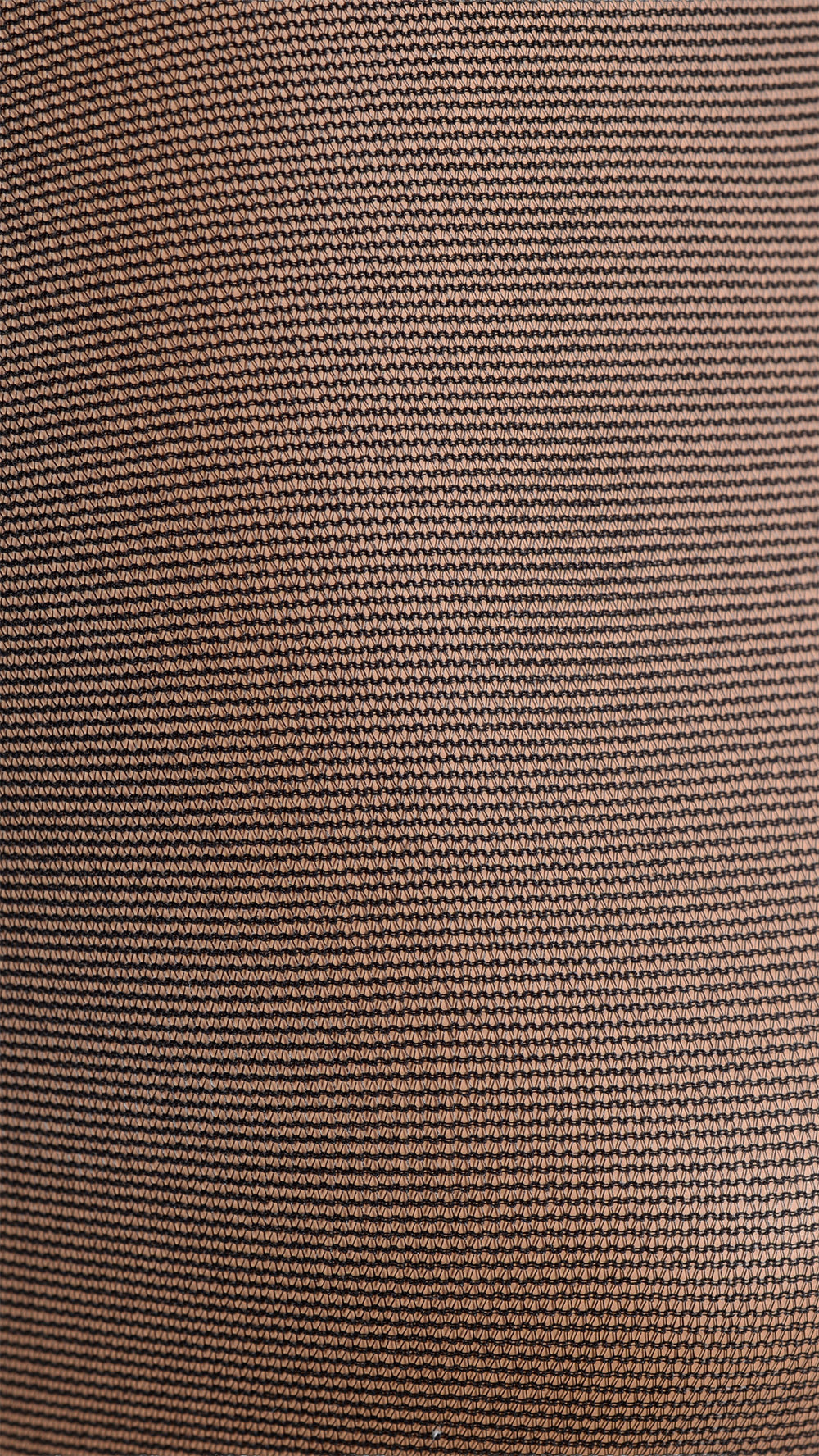 Sara 20 Den Silky Stockings: Embrace Your Elegance
