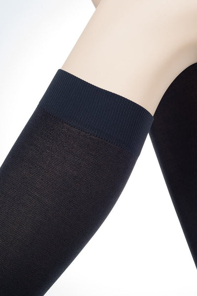 Comfort and support await with Active Compression Socks 11-14 mmHg 15-19 hPa, perfect for recovery after long days.