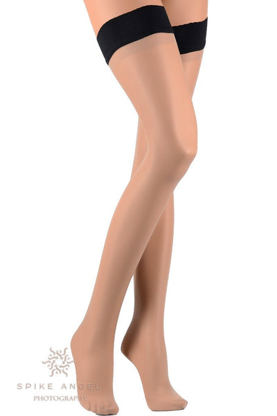 Veneziana AR Catalina Thigh High Stockings offer ultra-sheer elegance and comfort for fashionable women.