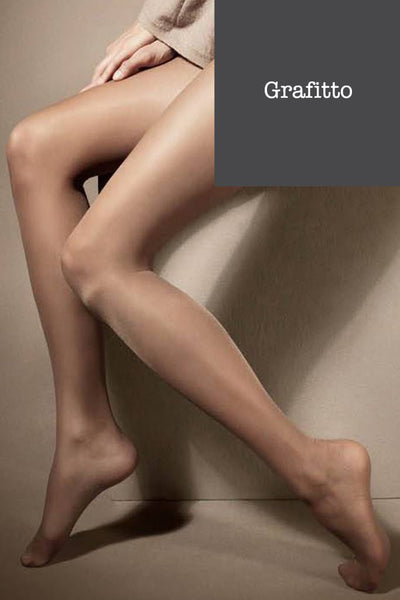 Elegant legs in Veneziana Day-20 Control Top Sheer Pantyhose, perfect for a fashionable outfit. Ideal for any occasion.