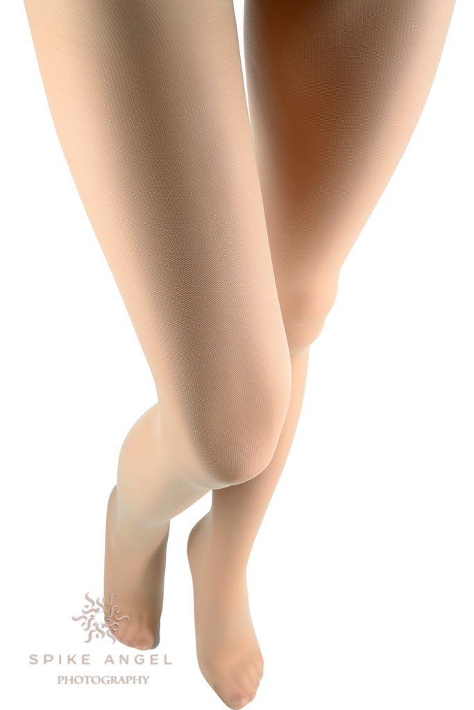 Hannah 20 Den Micro Tulle Pantyhose for effortless elegance, perfect for adding a touch of romance to any outfit.