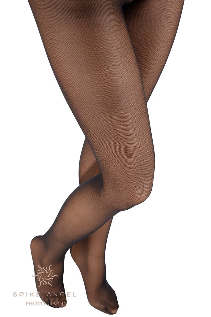 Hannah 20 Den Micro Tulle Pantyhose offer effortless elegance and comfort for any occasion. Perfect for any outfit.