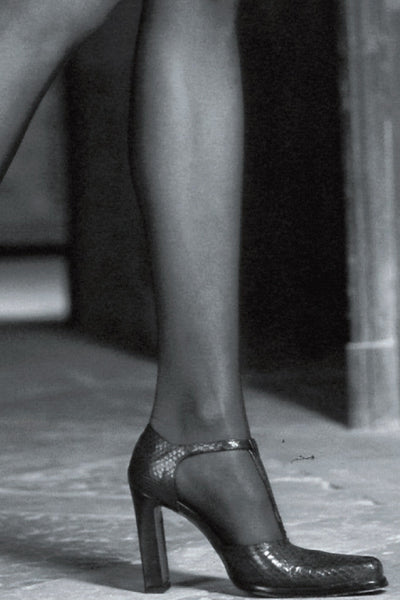 Stylish Trasparenze Rosy 20 Den Lace Top Thigh Highs with a matte finish and elegant lace top for any occasion.