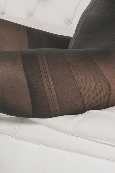 Sibilla 40 Den Plus Size Tights showcase a sleek design and comfort, perfect for curvy fashion lovers.